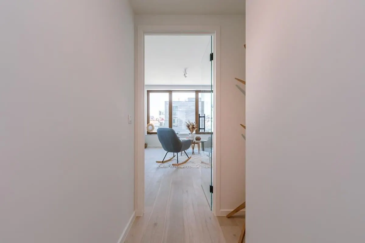 Huswell - Stylish Apartment With Terrace Near The Beach オステンド 0*,  ベルギー
